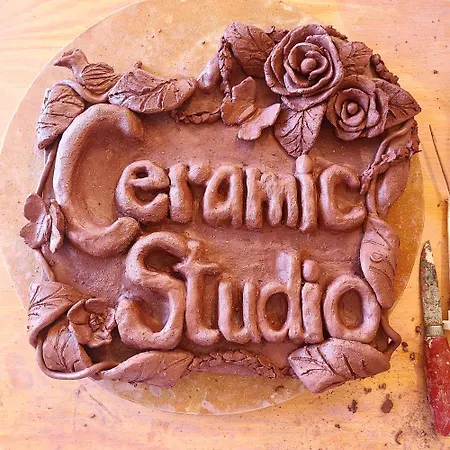 Homestay Casa Ensolarada And Pottery Aljezur